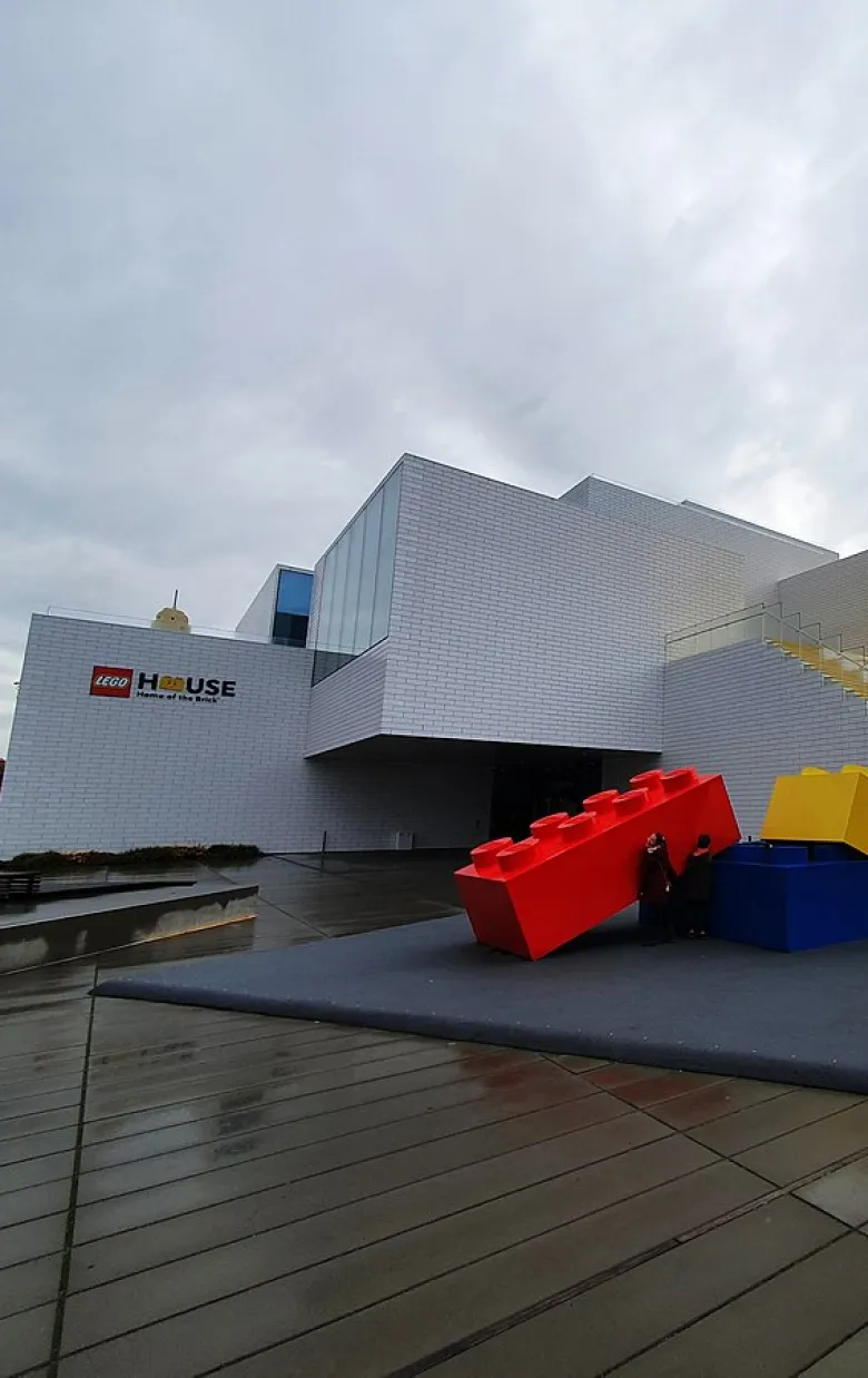 image de lego house
